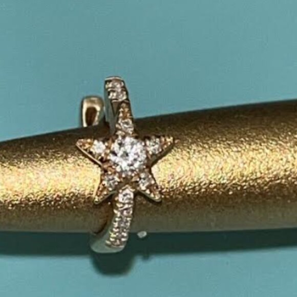 Nolita Diamonds | Diamond Star Huggie (Single) - Picture 3 of 3